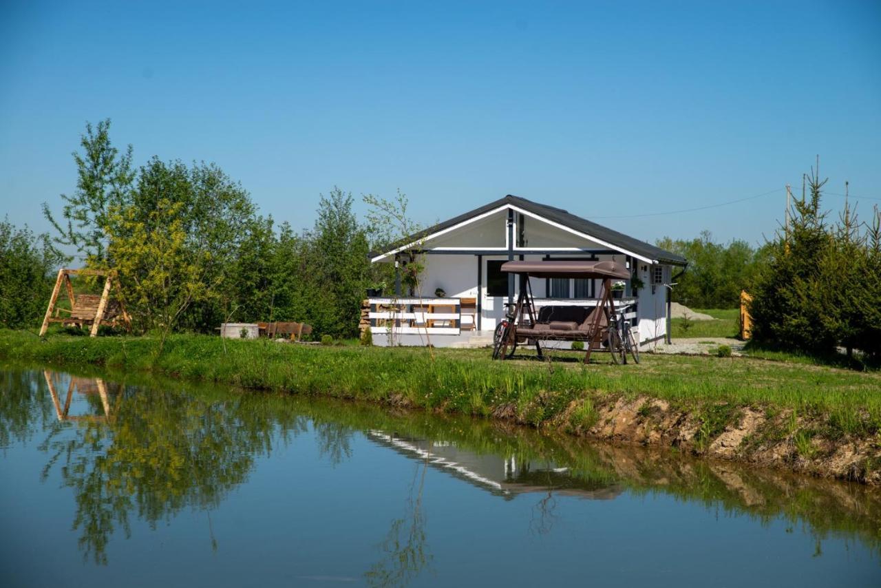 Linistea Muntilor Chalet Felsőporumbák Kültér fotó
